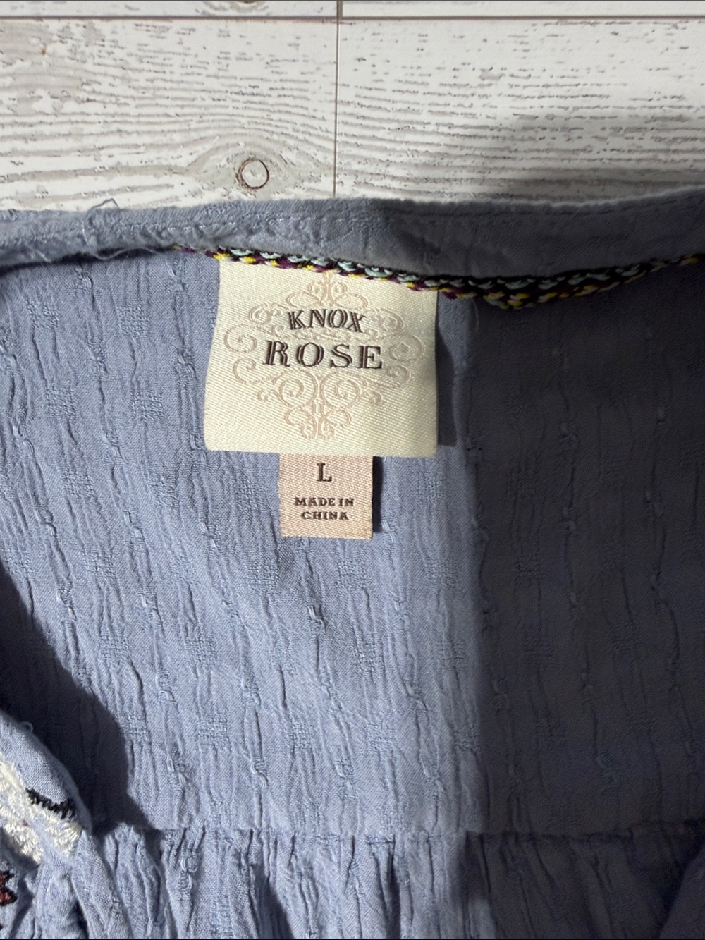 Knox Rose Light Blue Embroidered Sleeveless Peasant Top - Picture 2 of 4